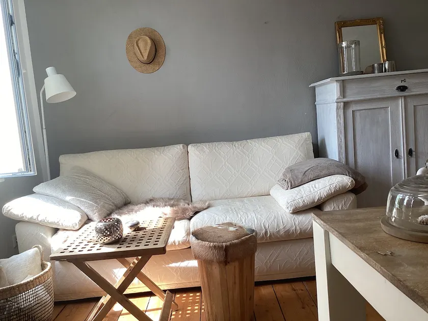 Pure nature – accessible by car, bus and train - Image 1