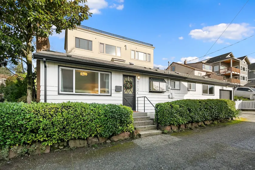 Prime Stay Minutes to UVillage/HuskyStadium/UW - Image 1