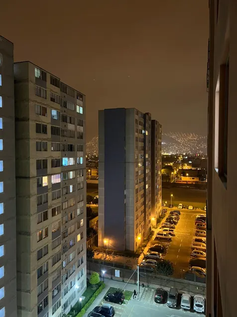 Private apartment, garage, WiFi, 60” and 32” TVs, Netflix - Image 1