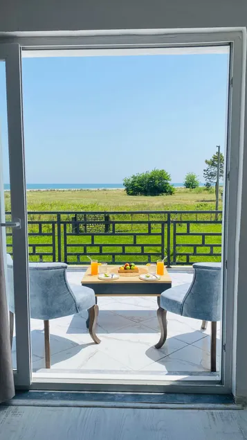 Modern Villa Floor - Image 1