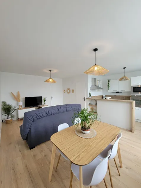 Bright Apartment - Image 1