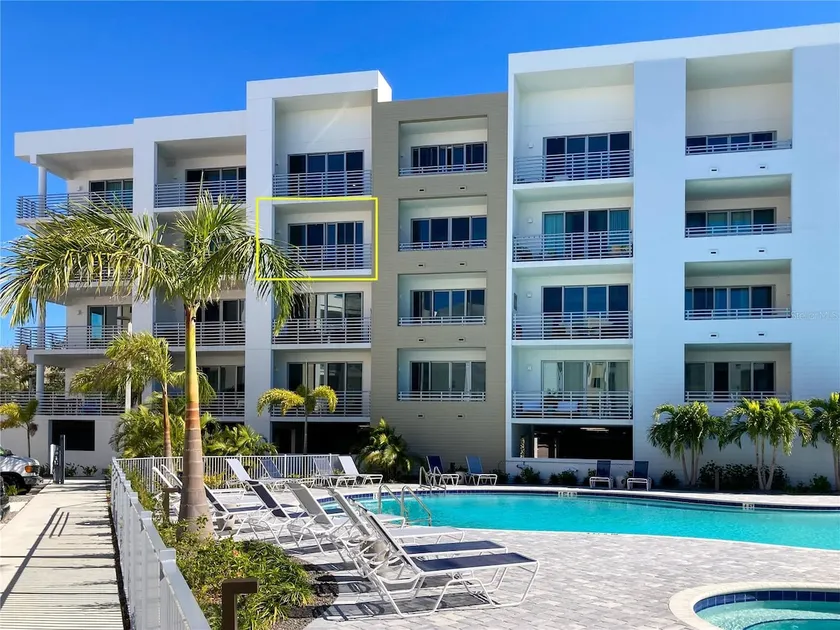 Luxury Condo near Downtown SRQ - Image 1
