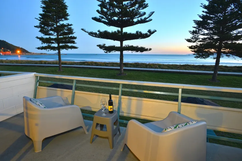 Seaview Apartment 13 - Image 1