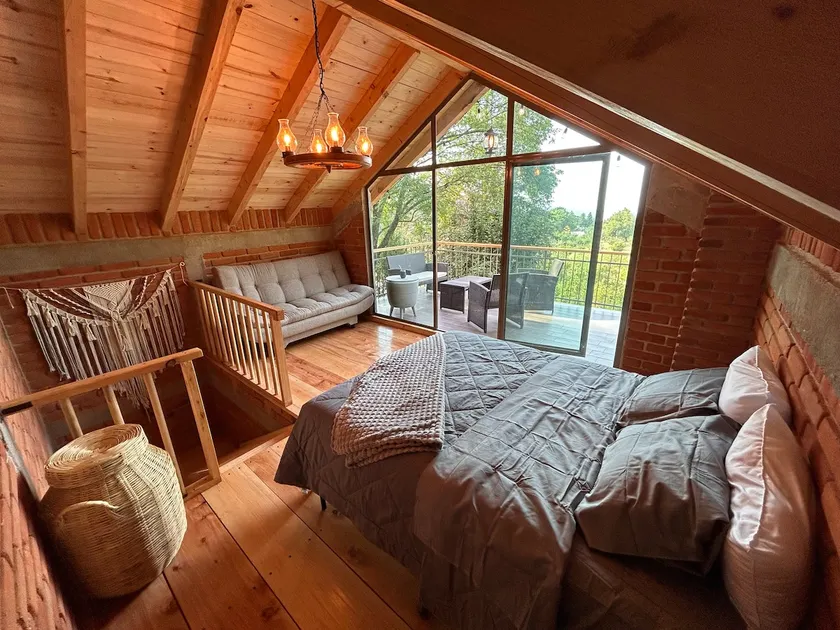 El Cardenal Cabin - Image 1