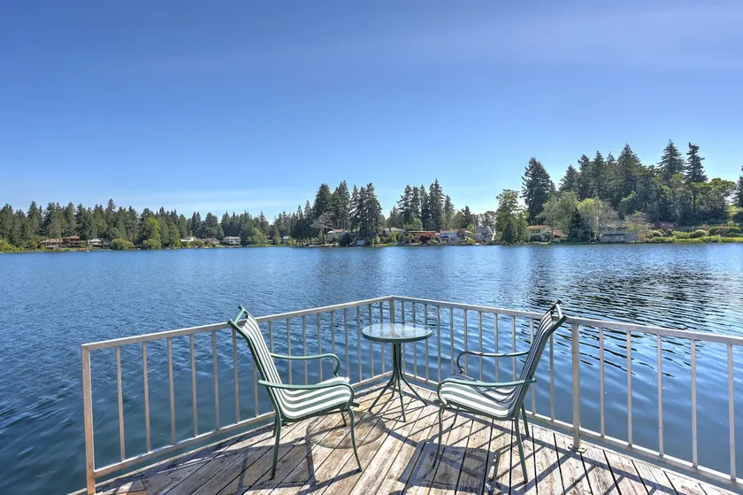 Lake Waterfront “DUO” Homes / Seattle / Tacoma - Image 1