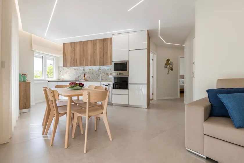 Stylish Apartment by the metro - Image 1