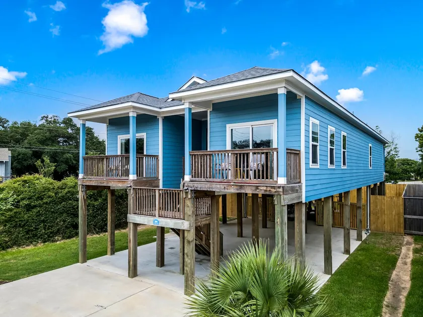 Stunning 4BR Home Near the Bay! - Image 1