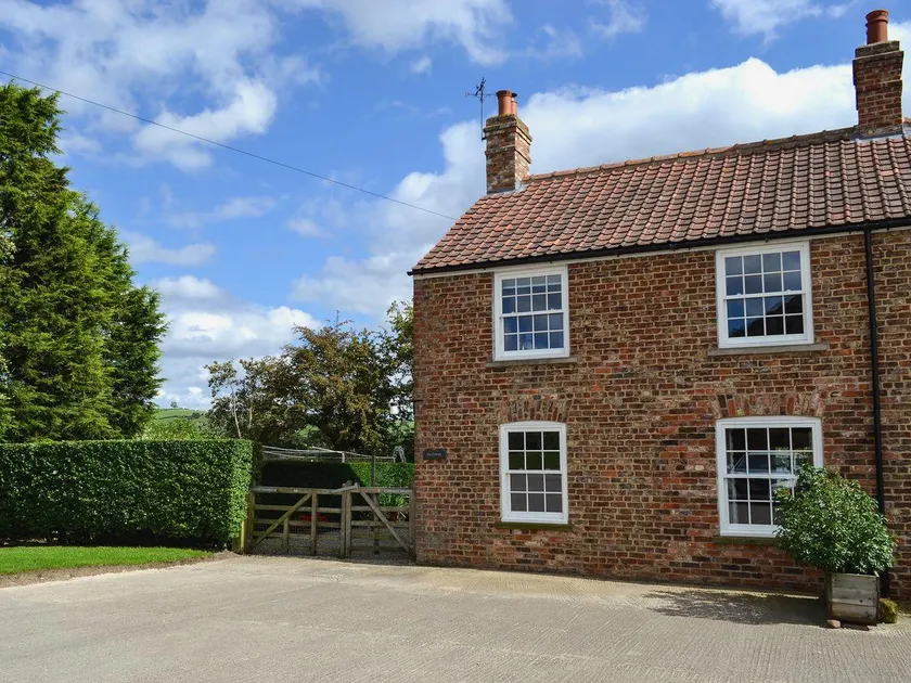 Close House Cottage - Image 1