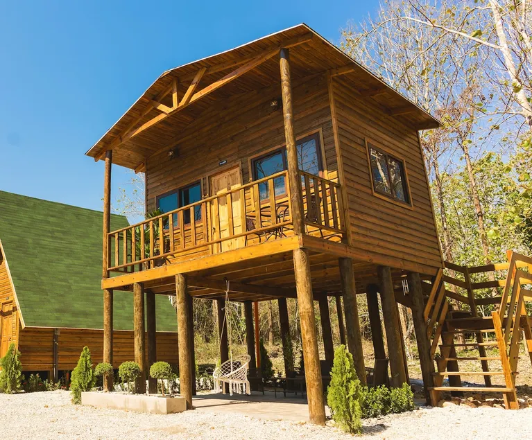 Luxury Cabins ”Nogal” A/C - Image 1