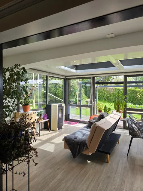 Villa with views, winter garden & air conditioning - Image 1