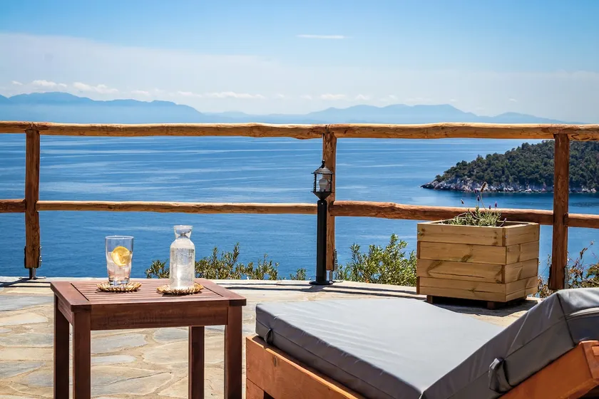 Camellia Home - Pure Sea View - Image 1