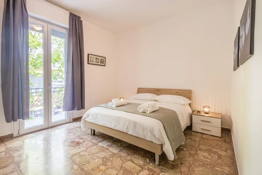 Famileisure Suites near Policlinico & University - Image 1