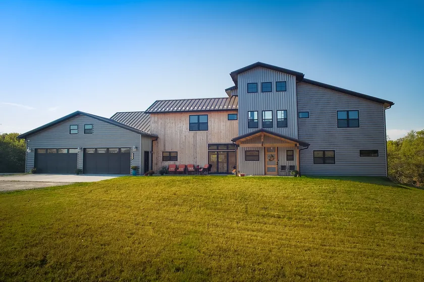 7-Bedroom: Hoops,Pickleball,Movies,Books &Games! - Image 1