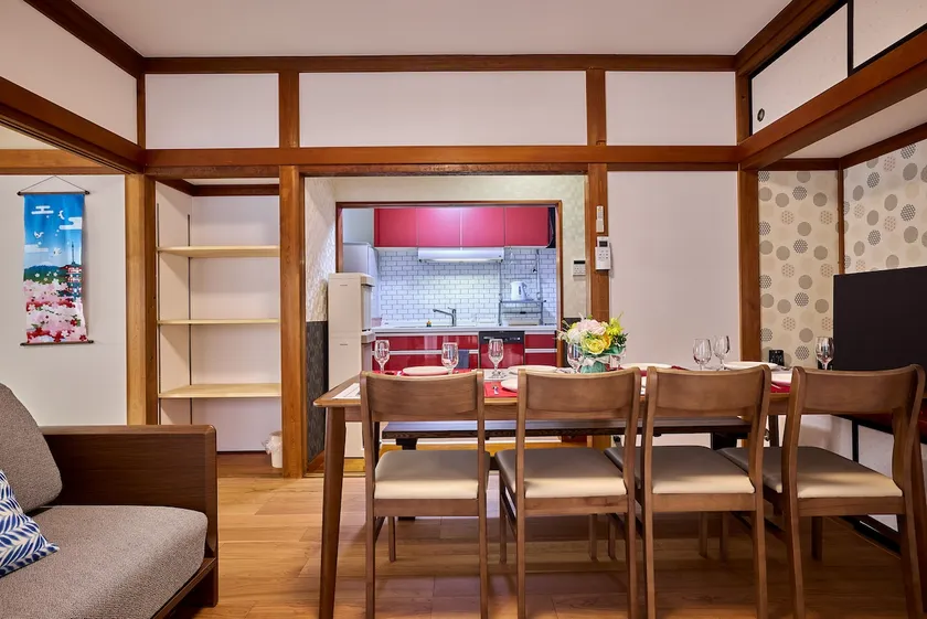 One-story house rental! Chureito is a 5-minute drive! Fujikyu is 6 minutes away! Ideal for sightseeing! - Image 1