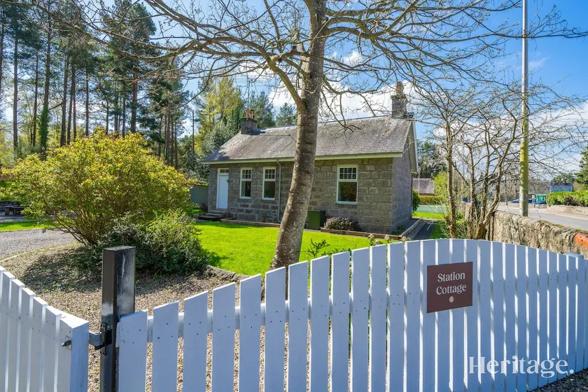 Station Cottage Dinnet, Aboyne - Image 1