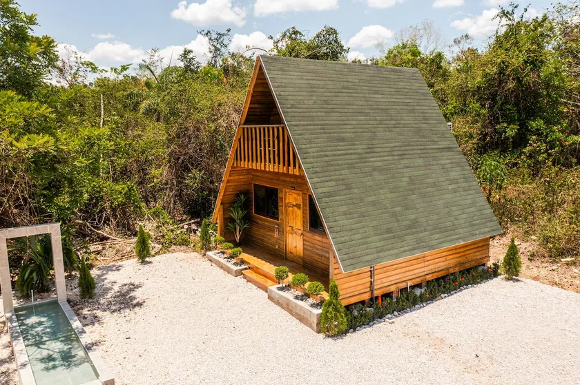 Luxury Cabins “Roble” A/C - Image 1