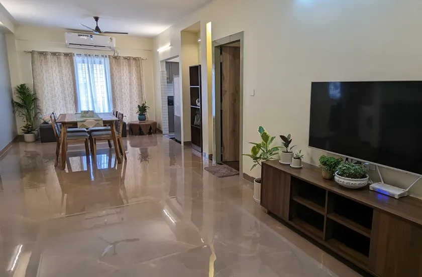 4 Air Cons - Super Spacious 2-BHK Apartment (4B) - Image 1