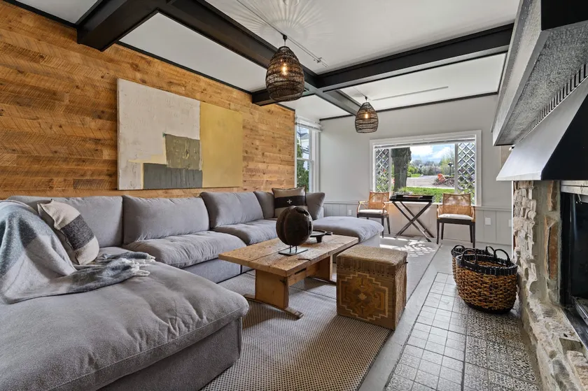 Egg Harbor Haven (Downtown Egg Harbor - Sleeps 12) - Image 1