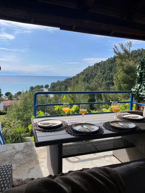 Vista del Mar House-Perfect for Families & Couples - Image 1