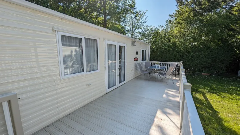 Pet friendly 2 bed holiday home - Image 1