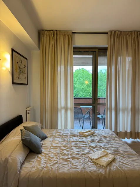 Kame House in the green of Rome - Image 1