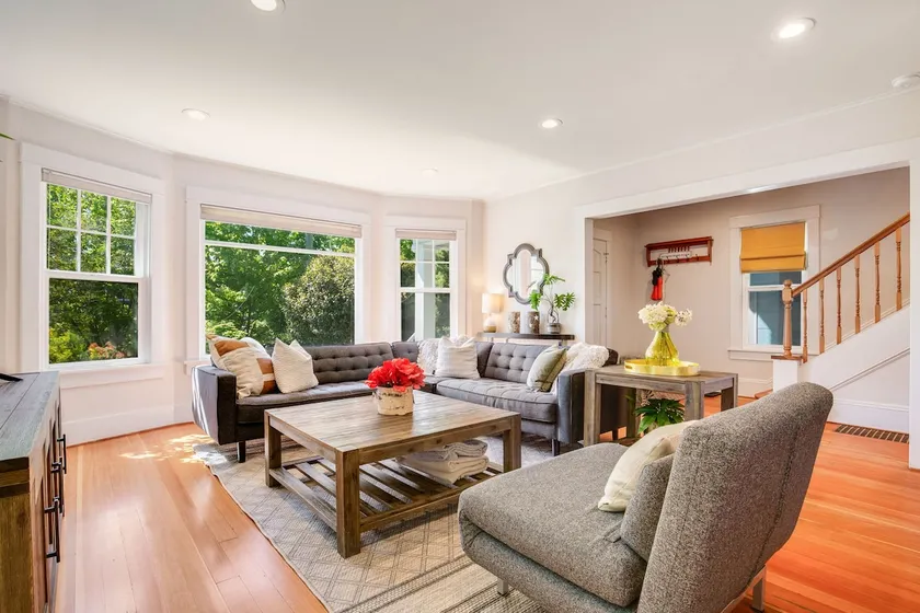 Charming Queen Anne Retreat - Image 1