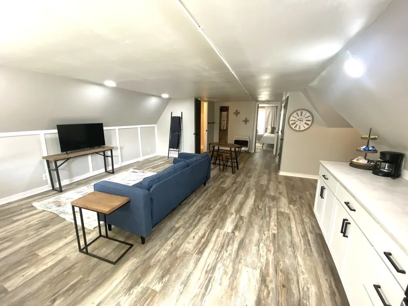 Suites #3 - Image 1