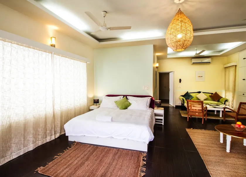 Charming separate entire Studio Apartment in South delhi next to Greater Kailash - Image 1