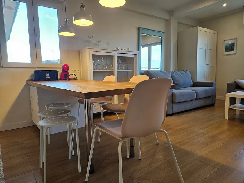 13A04 Quiet modern apartment by R2R Consulting - Image 1