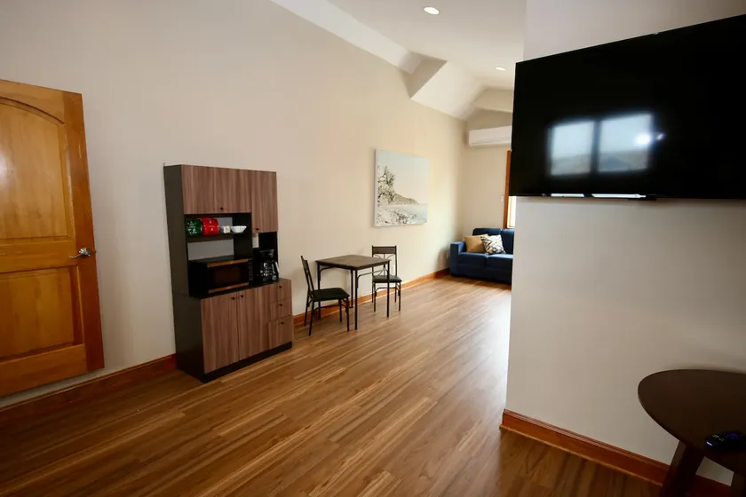 2024 New Studio Apartment - Image 1