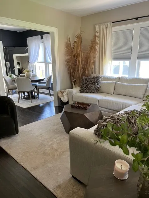 Timeless Charming Modern Home! - Image 1