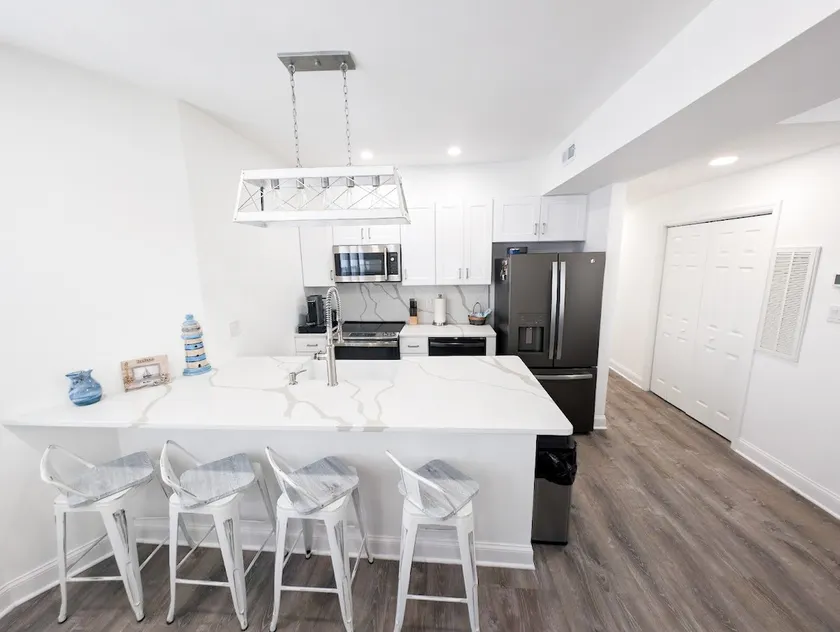 AC 3BR Cozy Nook: Sleeps 8! - Image 1