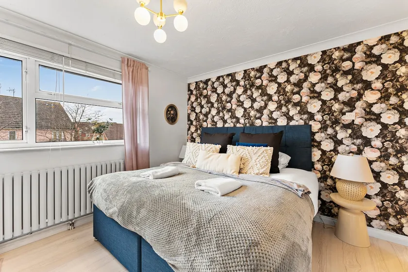 Boutique Cambridgeshire Gem - Image 1