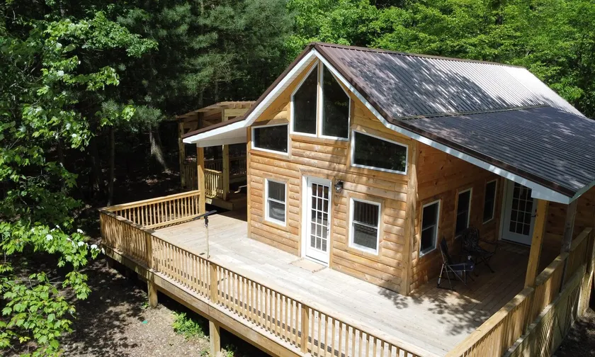 Spruce Hollow Retreat - Image 1