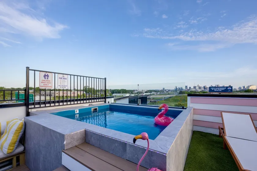 Heated Rooftop Pools, Games, 2Homes,Sleeps23 - Image 1