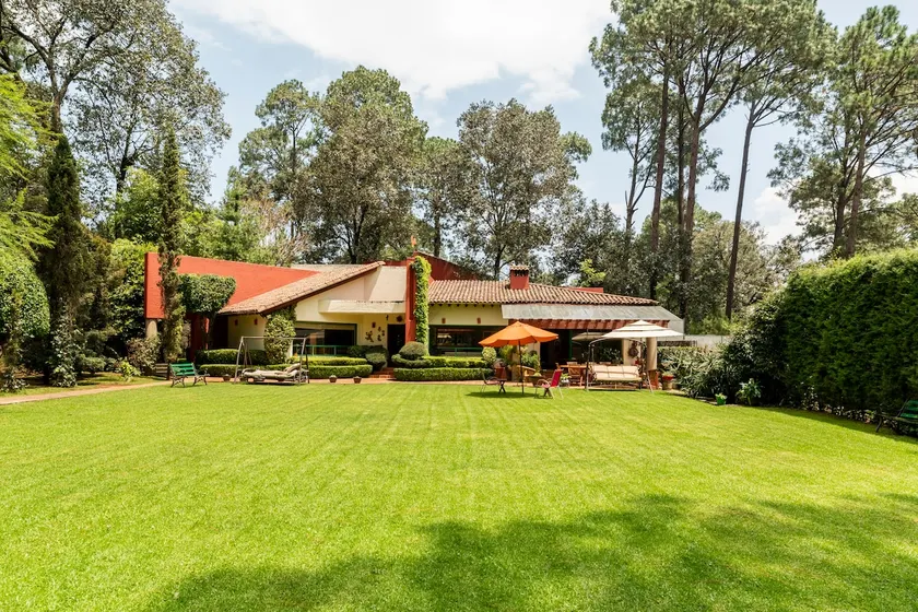 Casa Única Avándaro• With Horses, Billiards and Garden - Image 1