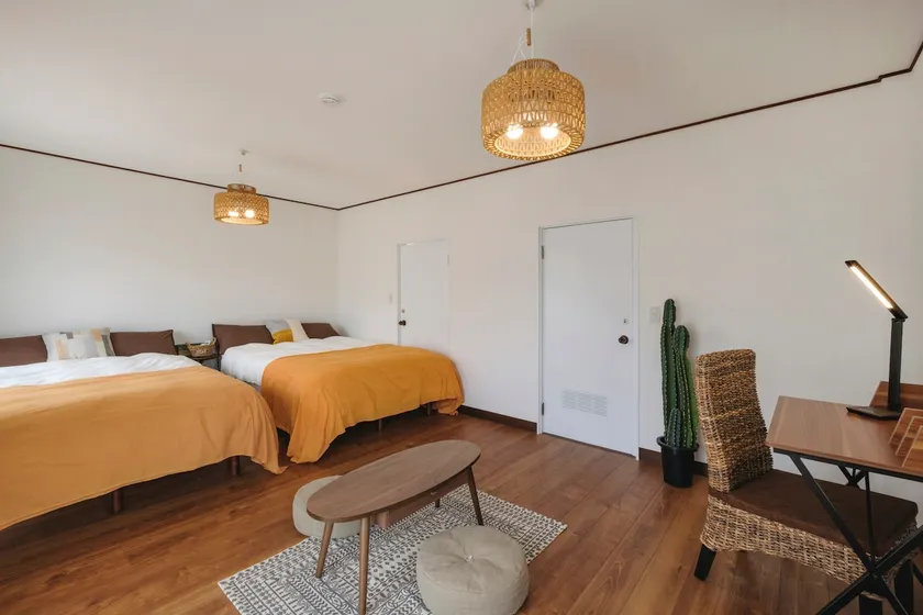 [Free parking with roof] 6-minute walk to the morning market and the sea, 9 minutes from Izu Inatori Station, 4LDK private rental accommodation - Image 1