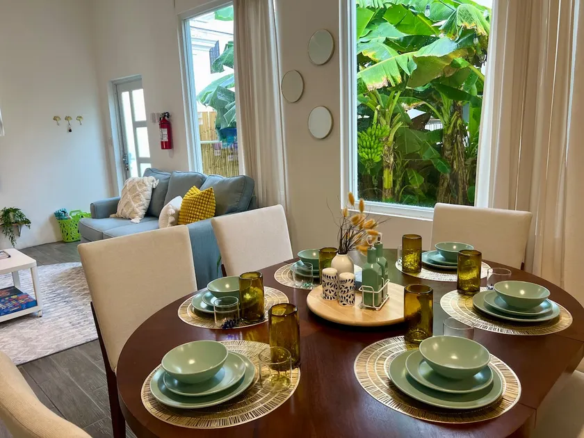 Banana Villa | Arecibo Getaway - Image 1