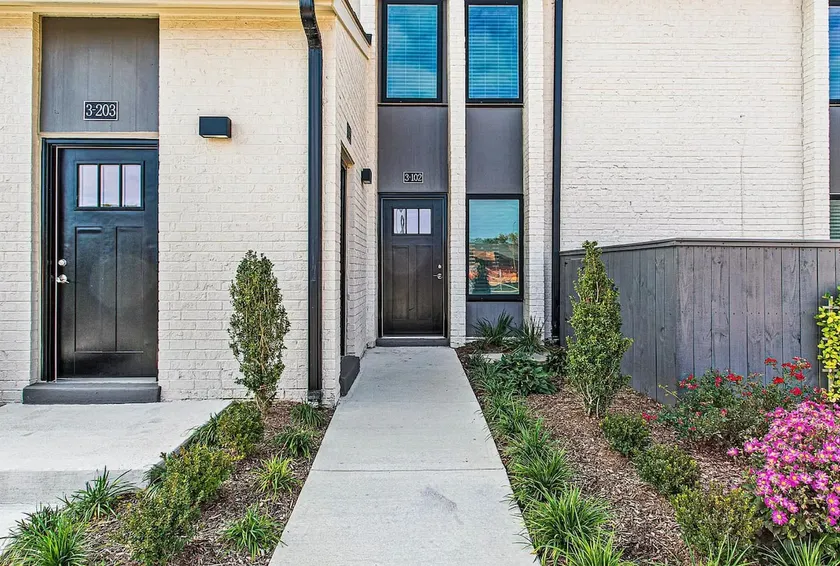 1 Bed/1 Bath/1Pkg Space|Dogs-OK - Image 1