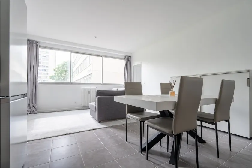 Superb 2 Bedrooms Apartment - Porte de Choisy - Image 1