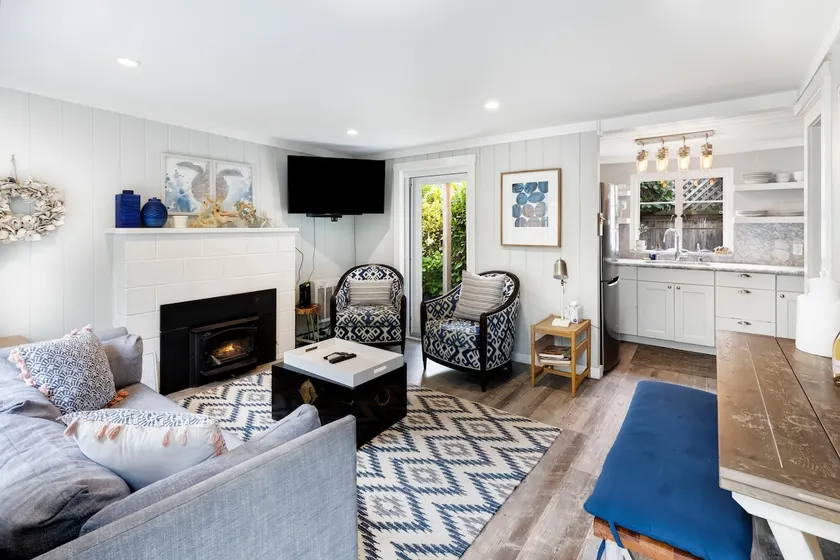 Bright and Cozy Beach Cottage - Image 1
