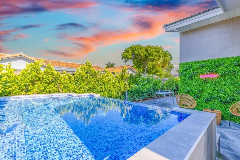 Luxury Villa | Spa - Pool |Top Location| Pets |BBQ - Image 1
