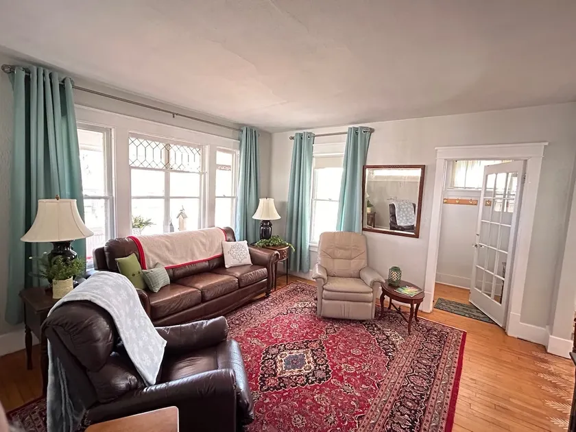 Tranquil Lakeview Retreat near rice lake - Image 1