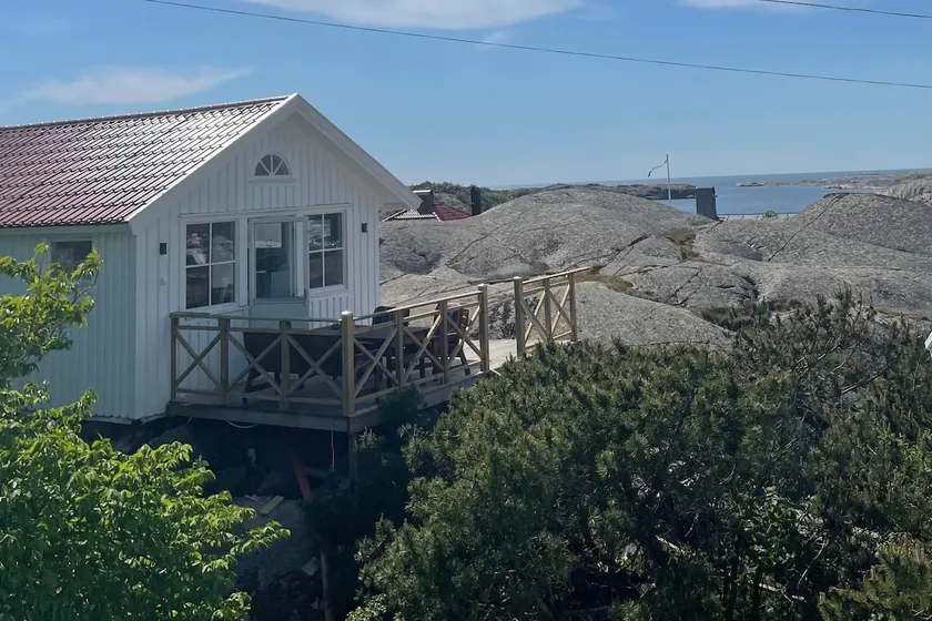 The cabin on the mountain - by the sea - Image 1