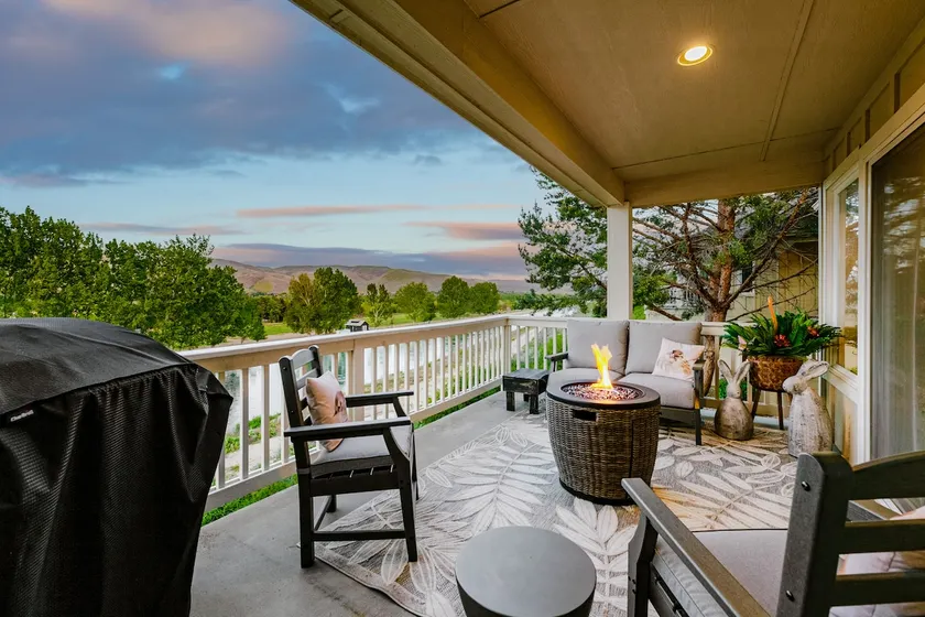 Boise River Modern Condo- VIEWS! - Pool + Bikes - Image 1