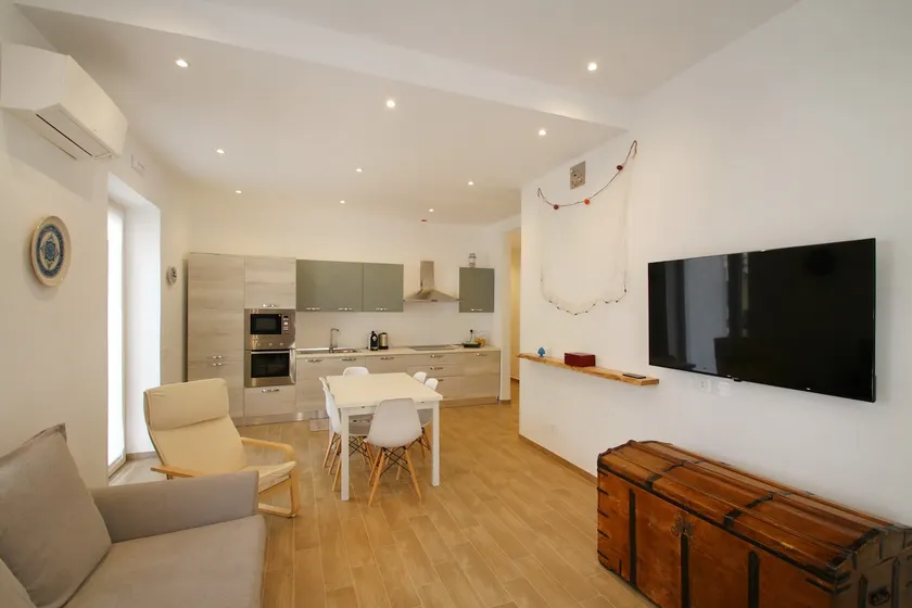 Casa della Zia – modern and within walking distance of the sea - Image 1