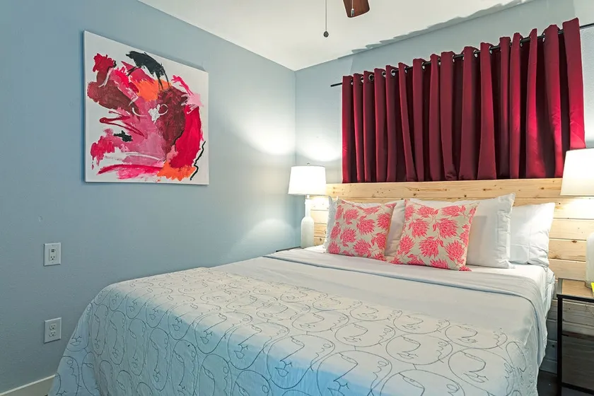 2BR The Raven Flats 08 | Hermann Park, Med Center! - Image 1