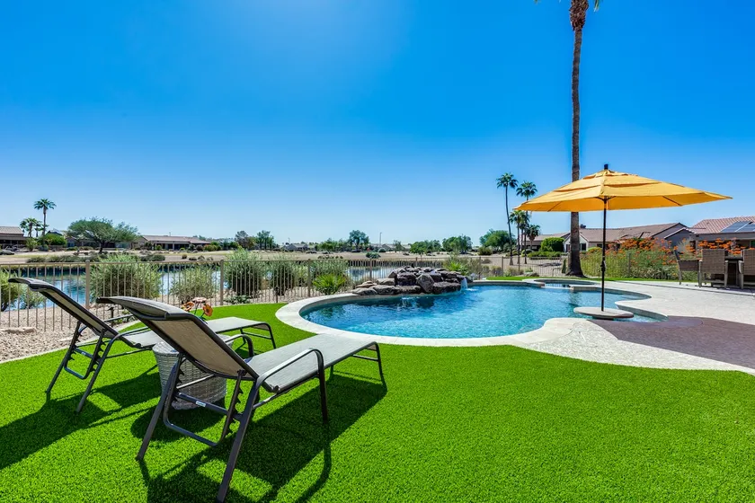 Cozy Cactus Pad with Pool in Surprise - Image 1
