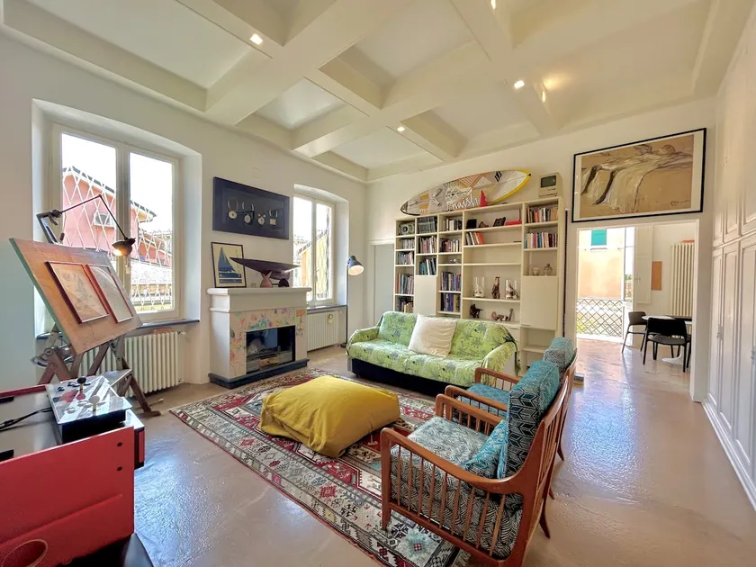 House and Art, luxury design with 80 sqm terrace - Image 1