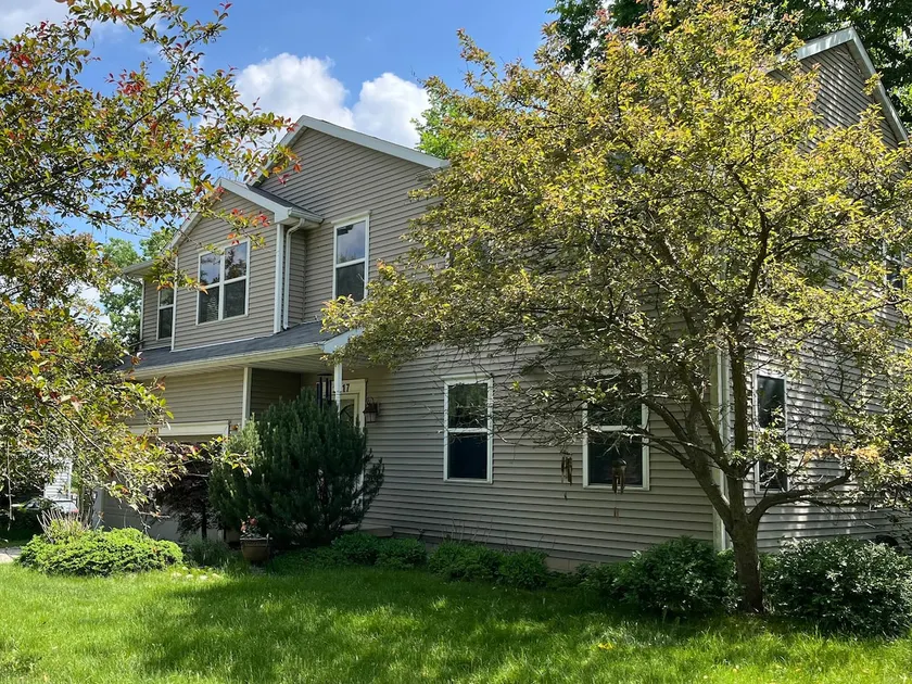 Sweet Colonial Home in Ann Arbor - Image 1